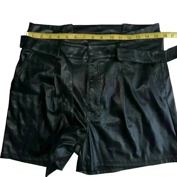 Faux leather high waisted tie size 10 shorts - Picture 12 of 12